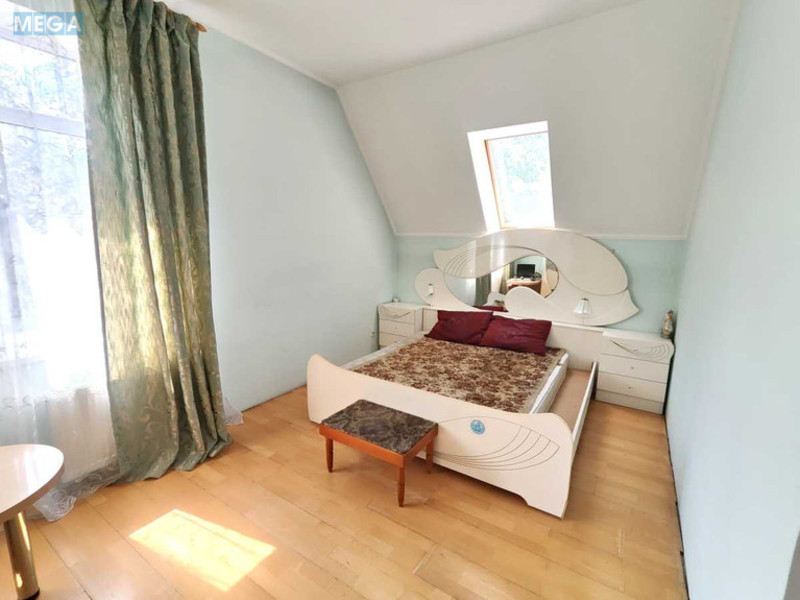 Продаж дома, 2 поверху, 196 кв.м, 4 кімнати, ділянка 12 соток, <a class="location-link" href="/revnoe-selo/" title="Недвижимость Ревне">Ревне</a>, Світанковий пров., 3 (изображение 10)