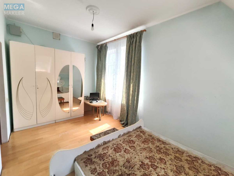 Продаж дома, 2 поверху, 196 кв.м, 4 кімнати, ділянка 12 соток, <a class="location-link" href="/revnoe-selo/" title="Недвижимость Ревне">Ревне</a>, Світанковий пров., 3 (изображение 11)
