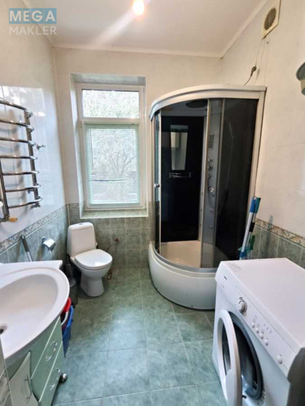 Продаж дома, 2 поверху, 196 кв.м, 4 кімнати, ділянка 12 соток, <a class="location-link" href="/revnoe-selo/" title="Недвижимость Ревне">Ревне</a>, Світанковий пров., 3 (изображение 15)