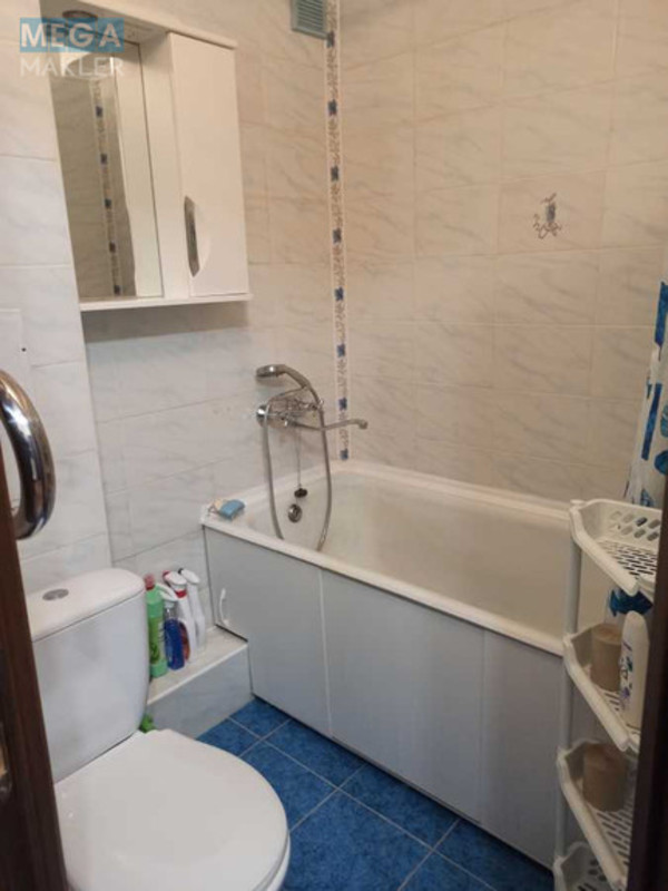 Оренда 1 кімнатної квартири, <a class="location-link" href="/kiev/" title="Недвижимость Київ">Київ</a>, <a class="location-link" href="/kiev/dneprovskij/" title="Недвижимость Дніпровський район">Дніпровський р-н</a>, Русановская Набережная ул., 10/1 (изображение 5)