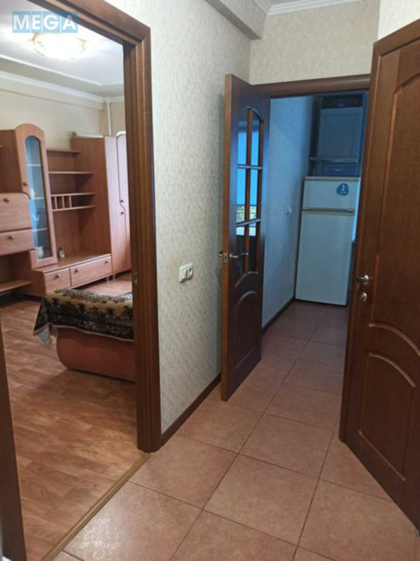 Оренда 1 кімнатної квартири, <a class="location-link" href="/kiev/" title="Недвижимость Київ">Київ</a>, <a class="location-link" href="/kiev/dneprovskij/" title="Недвижимость Дніпровський район">Дніпровський р-н</a>, Русановская Набережная ул., 10/1 (изображение 6)