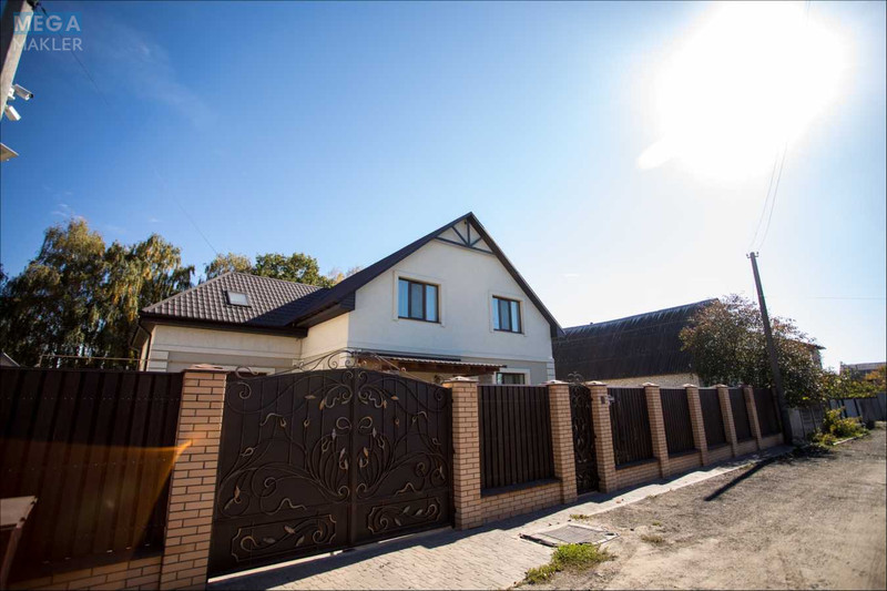 Продаж дома, 2 поверху, 192 кв.м, 5 кімнат, ділянка 10 соток, <a class="location-link" href="/staryj-belous/" title="Недвижимость Старий Білоус">Старий Білоус</a>, Леси Украинки, 8 (изображение 4)