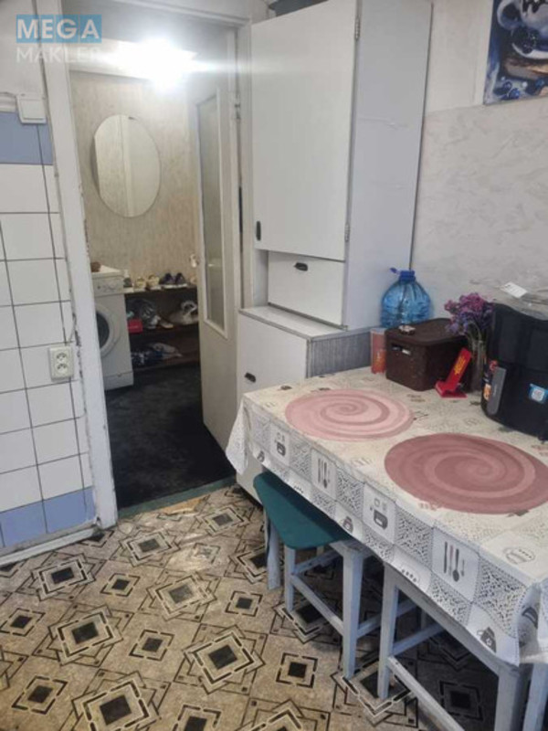 Оренда 3 кімнатної квартири, <a class="location-link" href="/kiev/" title="Недвижимость Київ">Київ</a>, <a class="location-link" href="/kiev/solomenskij/" title="Недвижимость Солом'янський район">Солом'янський р-н</a>, Митрополита Василя Липківського вул., 11 (изображение 10)