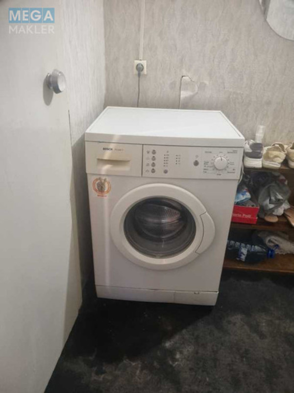 Оренда 3 кімнатної квартири, <a class="location-link" href="/kiev/" title="Недвижимость Київ">Київ</a>, <a class="location-link" href="/kiev/solomenskij/" title="Недвижимость Солом'янський район">Солом'янський р-н</a>, Митрополита Василя Липківського вул., 11 (изображение 15)