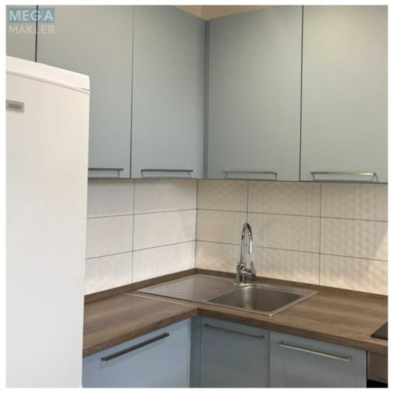Оренда 1 кімнатної квартири, <a class="location-link" href="/kiev/" title="Недвижимость Київ">Київ</a>, <a class="location-link" href="/kiev/solomenskij/" title="Недвижимость Солом'янський район">Солом'янський р-н</a>, Митрополита Василя Липківського вул., 37В (изображение 3)
