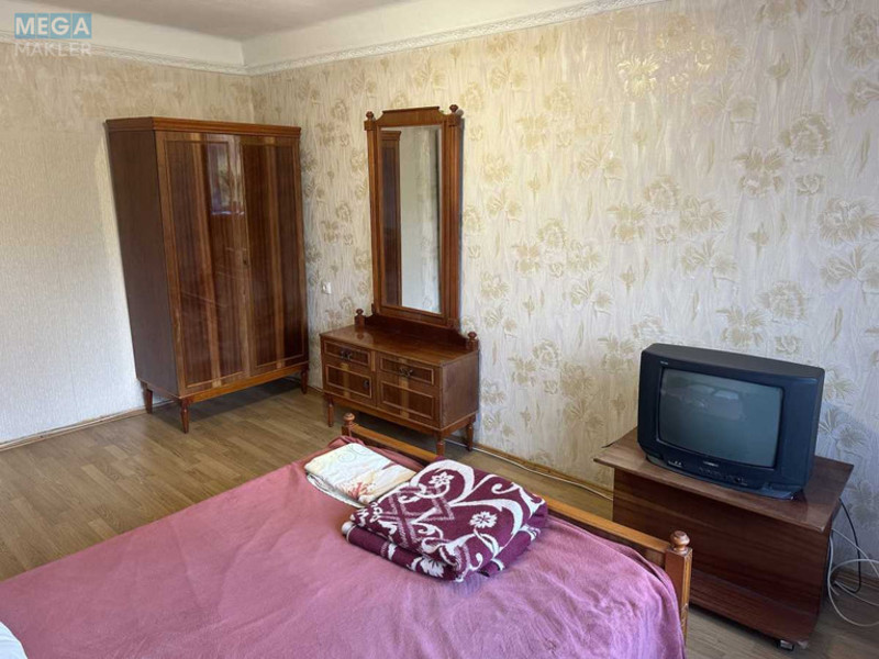 Оренда 2 кімнатної квартири, <a class="location-link" href="/kiev/" title="Недвижимость Київ">Київ</a>, <a class="location-link" href="/kiev/svyatoshinskij/" title="Недвижимость Святошинський район">Святошинський р-н</a>, Литвиненко-Вольгемут вул., 5 (изображение 6)
