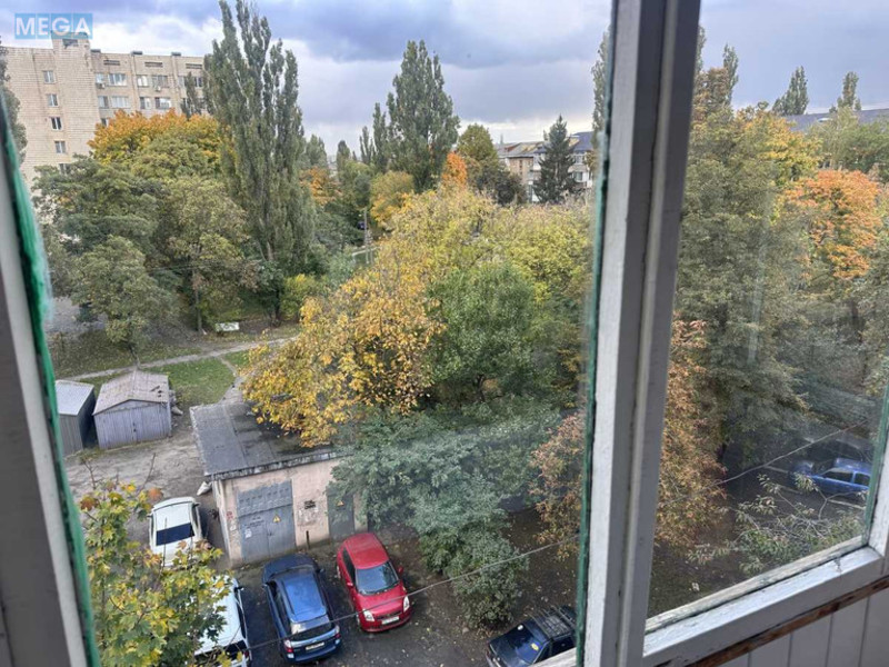 Оренда 2 кімнатної квартири, <a class="location-link" href="/kiev/" title="Недвижимость Київ">Київ</a>, <a class="location-link" href="/kiev/svyatoshinskij/" title="Недвижимость Святошинський район">Святошинський р-н</a>, Литвиненко-Вольгемут вул., 5 (изображение 24)