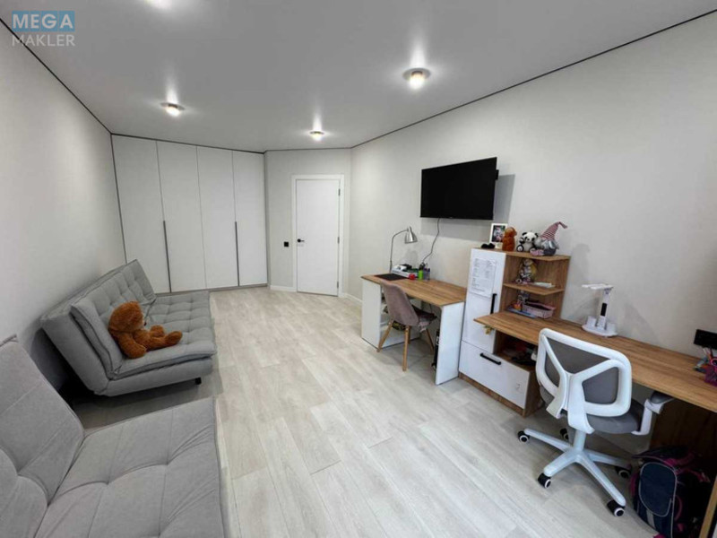 Продаж 2 кімнатної квартири (76/34/15), 5 пов. 11 пов. будинку, <a class="location-link" href="/rovno/" title="Недвижимость Рівне">Рівне</a>, Гайдамацька, 13б (изображение 8)