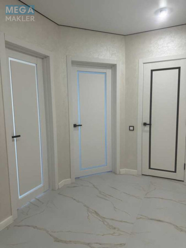 Продаж 1 кімнатної квартири (43/1/1), 7 пов. 11 пов. будинку, <a class="location-link" href="/rovno/" title="Недвижимость Рівне">Рівне</a>, Гайдамацька, 14б (изображение 2)