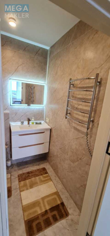 Оренда 3 кімнатної квартири, <a class="location-link" href="/kiev/" title="Недвижимость Київ">Київ</a>, <a class="location-link" href="/kiev/podolskij/" title="Недвижимость Подільський район">Подільський р-н</a>, Александра Олеся ул., 5а (изображение 15)