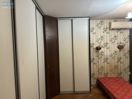 Оренда 1 кімнатної квартири, <a class="location-link" href="/kiev/" title="Недвижимость Київ">Київ</a>, <a class="location-link" href="/kiev/darnickij/" title="Недвижимость Дарницький район">Дарницький р-н</a>, Архітектора Вербицького вул., 26 (изображение 2)