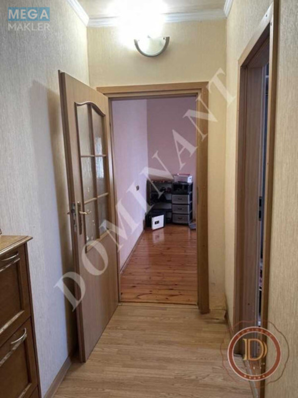 Продаж 3 кімнатної квартири (62/8/8), 3 пов. 5 пов. будинку, <a class="location-link" href="/zaporozhje/" title="Недвижимость Запоріжжя">Запоріжжя</a>, <a class="location-link" href="/zaporozhje/zhovtnevyj/" title="Недвижимость Жовтневий район">Жовтневий р-н</a>, Святого Николая, 8 (изображение 4)