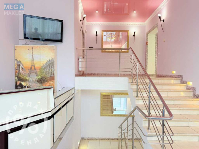 Оренда комерційної нерухомості, 212 кв.м, под магазин, <a class="location-link" href="/kiev/" title="Недвижимость Київ">Київ</a>, <a class="location-link" href="/kiev/obolonskij/" title="Недвижимость Оболонський район">Оболонський р-н</a>, Героїв Сталінграду просп., 4 (изображение 10)