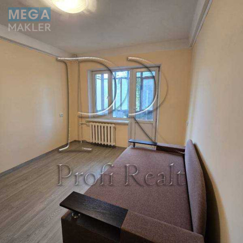 Продаж 2 кімнатної квартири (46/30/6), 2 пов. 5 пов. будинку, <a class="location-link" href="/kiev/" title="Недвижимость Київ">Київ</a>, <a class="location-link" href="/kiev/shevchenkovskij/" title="Недвижимость Шевченківський район">Шевченківський р-н</a>, Перемоги проспект, 88 (изображение 2)