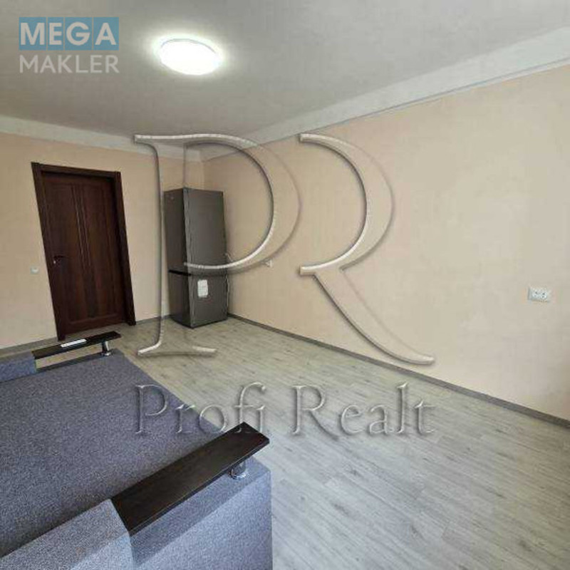 Продаж 2 кімнатної квартири (46/30/6), 2 пов. 5 пов. будинку, <a class="location-link" href="/kiev/" title="Недвижимость Київ">Київ</a>, <a class="location-link" href="/kiev/shevchenkovskij/" title="Недвижимость Шевченківський район">Шевченківський р-н</a>, Перемоги проспект, 88 (изображение 5)