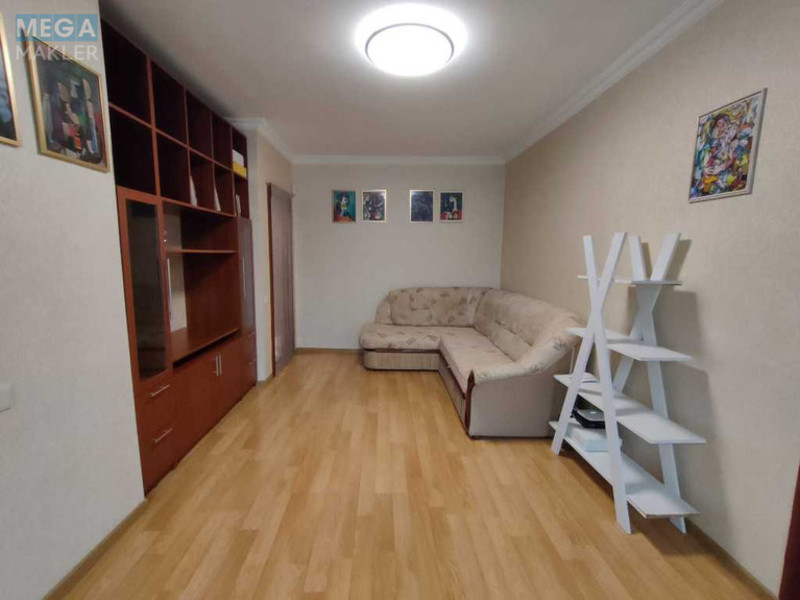 Оренда 2 кімнатної квартири, <a class="location-link" href="/kiev/" title="Недвижимость Київ">Київ</a>, <a class="location-link" href="/kiev/pecherskij/" title="Недвижимость Печерський район">Печерський р-н</a>, Дружби Народів бульв., 8 (изображение 8)
