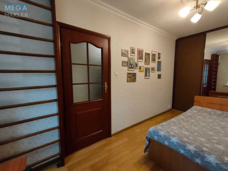 Оренда 2 кімнатної квартири, <a class="location-link" href="/kiev/" title="Недвижимость Київ">Київ</a>, <a class="location-link" href="/kiev/pecherskij/" title="Недвижимость Печерський район">Печерський р-н</a>, Дружби Народів бульв., 8 (изображение 17)