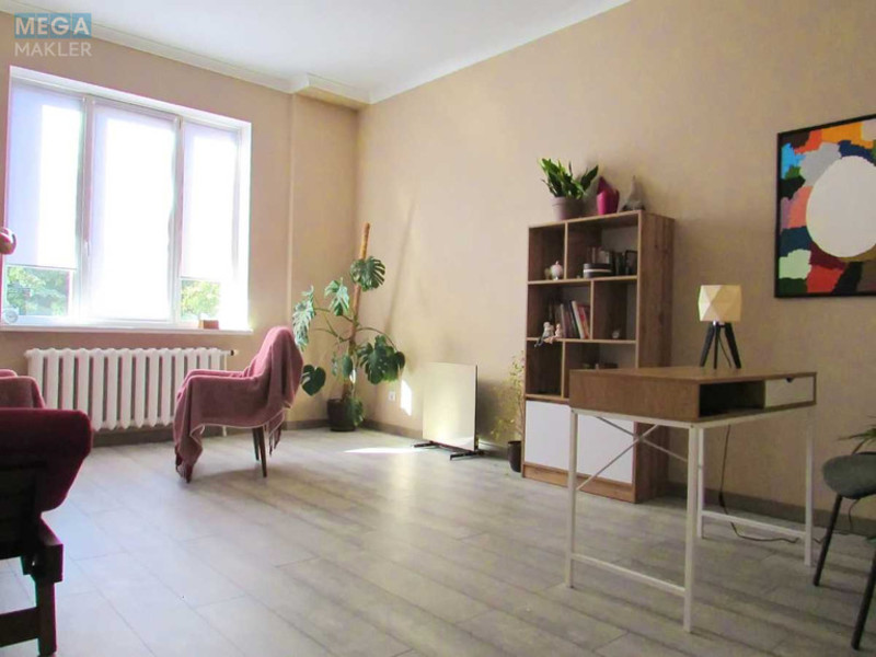 Продаж 3 кімнатної квартири (116/68/17), 2 пов. 22 пов. будинку, <a class="location-link" href="/kiev/" title="Недвижимость Київ">Київ</a>, <a class="location-link" href="/kiev/pecherskij/" title="Недвижимость Печерський район">Печерський р-н</a>, Московская ул., 46/2 (изображение 4)