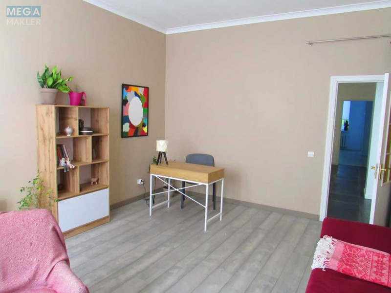 Продаж 3 кімнатної квартири (116/68/17), 2 пов. 22 пов. будинку, <a class="location-link" href="/kiev/" title="Недвижимость Київ">Київ</a>, <a class="location-link" href="/kiev/pecherskij/" title="Недвижимость Печерський район">Печерський р-н</a>, Московская ул., 46/2 (изображение 6)