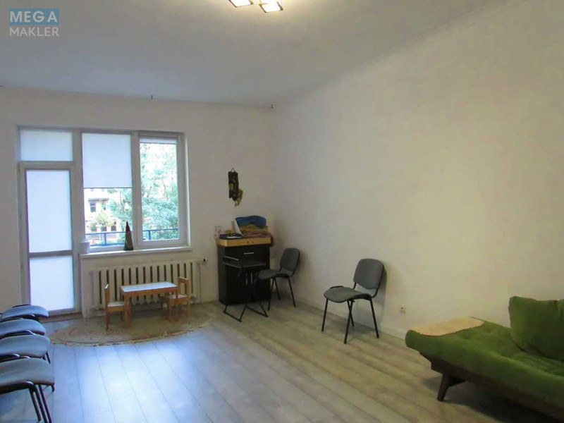 Продаж 3 кімнатної квартири (116/68/17), 2 пов. 22 пов. будинку, <a class="location-link" href="/kiev/" title="Недвижимость Київ">Київ</a>, <a class="location-link" href="/kiev/pecherskij/" title="Недвижимость Печерський район">Печерський р-н</a>, Московская ул., 46/2 (изображение 10)