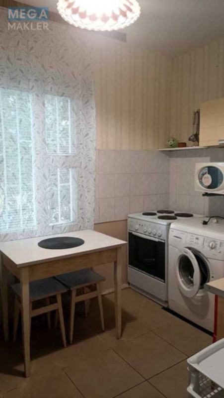 Продаж 1 кімнатної квартири (34,7/12,2/8,3), 1 пов. 16 пов. будинку, <a class="location-link" href="/kiev/" title="Недвижимость Київ">Київ</a>, <a class="location-link" href="/kiev/svyatoshinskij/" title="Недвижимость Святошинський район">Святошинський р-н</a>, Академіка Єфремова вул., 19 (изображение 2)