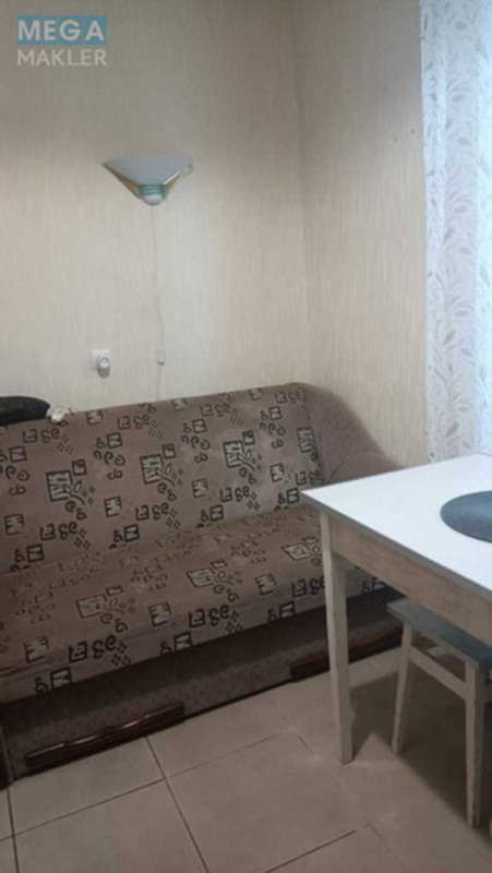 Продаж 1 кімнатної квартири (34,7/12,2/8,3), 1 пов. 16 пов. будинку, <a class="location-link" href="/kiev/" title="Недвижимость Київ">Київ</a>, <a class="location-link" href="/kiev/svyatoshinskij/" title="Недвижимость Святошинський район">Святошинський р-н</a>, Академіка Єфремова вул., 19 (изображение 3)