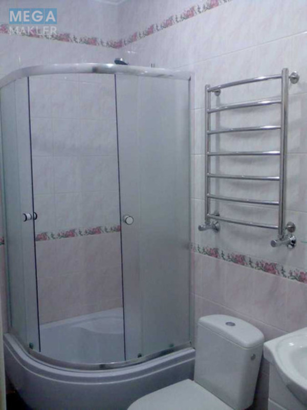 Оренда 1 кімнатної квартири, <a class="location-link" href="/odessa/" title="Недвижимость Одеса">Одеса</a>, <a class="location-link" href="/odessa/malinovskij/" title="Недвижимость Малиновський район">Малиновський р-н</a>, Кутузакия, 52 (изображение 6)