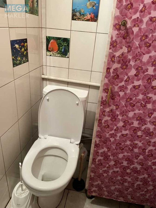 Оренда дома, <a class="location-link" href="/kiev/" title="Недвижимость Київ">Київ</a>, <a class="location-link" href="/kiev/svyatoshinskij/" title="Недвижимость Святошинський район">Святошинський р-н</a>, Соснова вул., 10 (изображение 9)