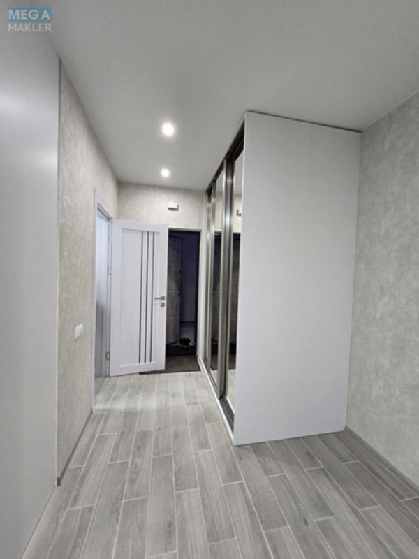 Продаж 1 кімнатної квартири (33/14/6), 5 пов. 8 пов. будинку, <a class="location-link" href="/kiev/" title="Недвижимость Київ">Київ</a>, <a class="location-link" href="/kiev/goloseevskij/" title="Недвижимость Голосіївський район">Голосіївський р-н</a>, Метрологическая ул., 21б (изображение 6)