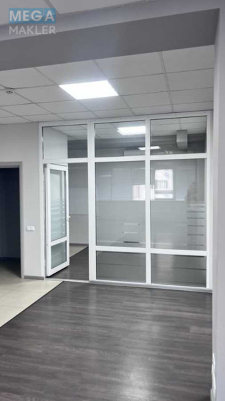 Оренда комерційної нерухомості, 228 кв.м, под офис, <a class="location-link" href="/kiev/" title="Недвижимость Київ">Київ</a>, <a class="location-link" href="/kiev/dneprovskij/" title="Недвижимость Дніпровський район">Дніпровський р-н</a>, Дарницкий бульв. (изображение 4)