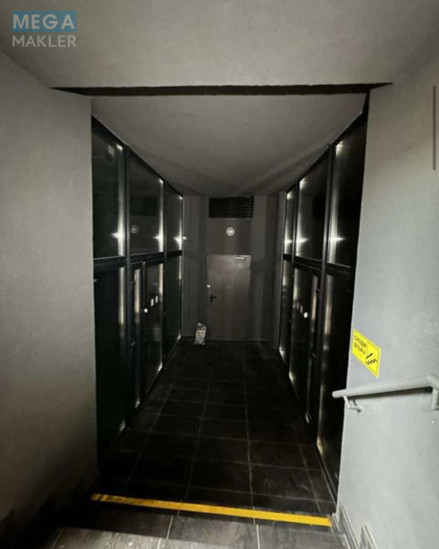 Продаж комерційної нерухомості, 43&nbsp;кв.м, под магазин, <a class="location-link" href="/kiev/" title="Недвижимость Київ">Київ</a>, <a class="location-link" href="/kiev/podolskij/" title="Недвижимость Подільський район">Подільський р-н</a>, Александра Олеся ул., 19 (изображение 5)