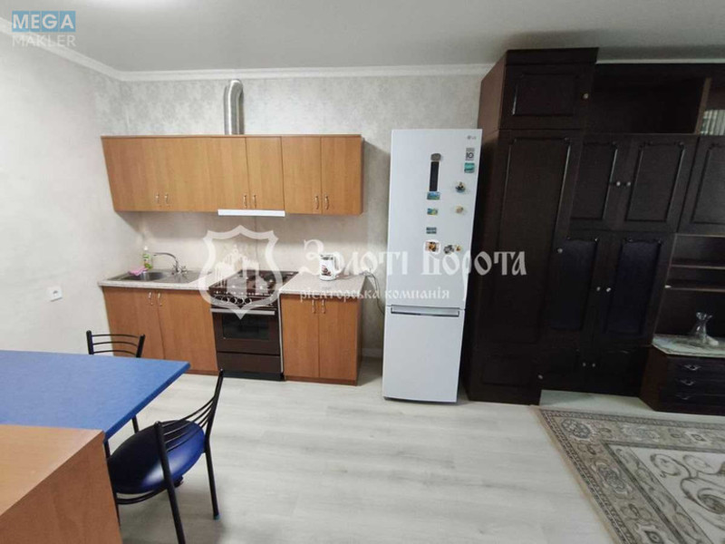 Продаж 2 кімнатної квартири (66,3/39/22,9), 9 пов. 16 пов. будинку, <a class="location-link" href="/kiev/" title="Недвижимость Київ">Київ</a>, <a class="location-link" href="/kiev/shevchenkovskij/" title="Недвижимость Шевченківський район">Шевченківський р-н</a>, Магістральна вул., 33 (изображение 2)