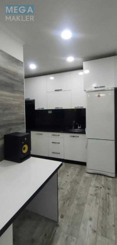 Продаж 1 кімнатної квартири (38/?/?), 20 пов. 24 пов. будинку, <a class="location-link" href="/kiev/" title="Недвижимость Київ">Київ</a>, <a class="location-link" href="/kiev/goloseevskij/" title="Недвижимость Голосіївський район">Голосіївський р-н</a>, Теремківська вул., 3а (изображение 8)