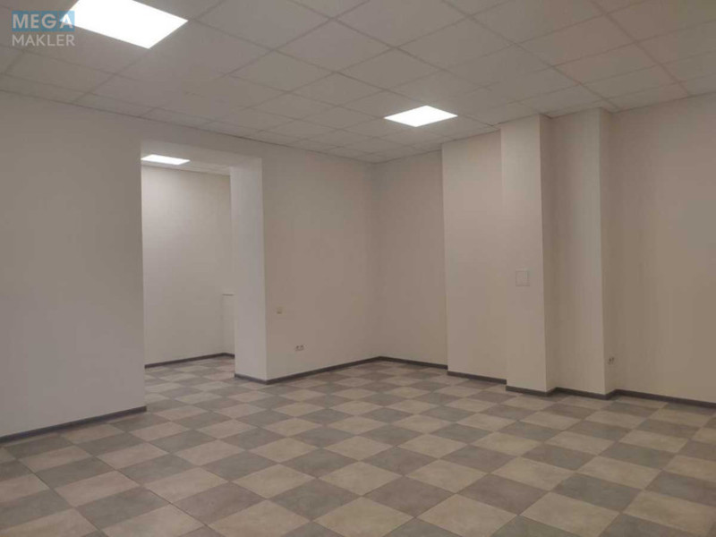 Оренда комерційної нерухомості, 76 кв.м, под магазин, <a class="location-link" href="/kiev/" title="Недвижимость Київ">Київ</a>, <a class="location-link" href="/kiev/dneprovskij/" title="Недвижимость Дніпровський район">Дніпровський р-н</a>, Комбинатная ул., 25 (изображение 6)