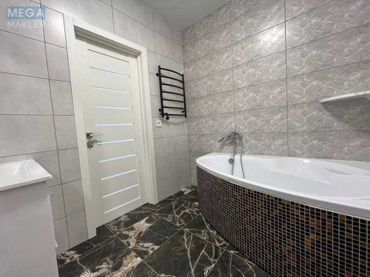 Оренда 3 кімнатної квартири, <a class="location-link" href="/kiev/" title="Недвижимость Київ">Київ</a>, <a class="location-link" href="/kiev/darnickij/" title="Недвижимость Дарницький район">Дарницький р-н</a>, Днепровская наб., 15е (изображение 13)