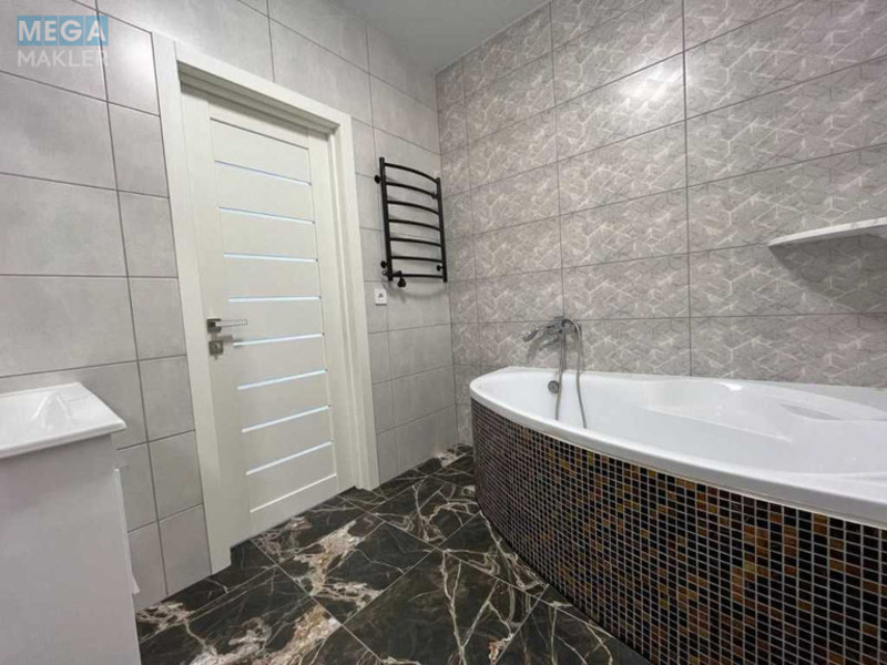 Оренда 3 кімнатної квартири, <a class="location-link" href="/kiev/" title="Недвижимость Київ">Київ</a>, <a class="location-link" href="/kiev/darnickij/" title="Недвижимость Дарницький район">Дарницький р-н</a>, Днепровская наб., 15е (изображение 13)