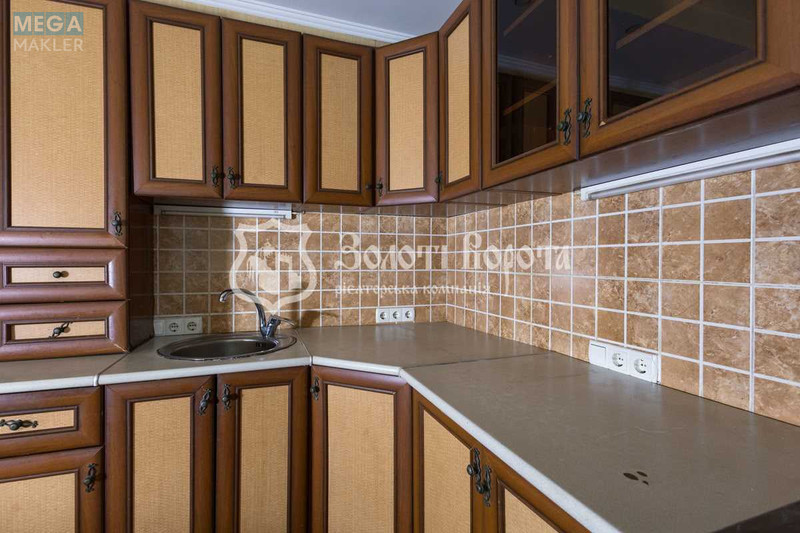 Продаж 1 кімнатної квартири (41,5/17,6/8,5), 1 пов. 18 пов. будинку, <a class="location-link" href="/kiev/" title="Недвижимость Київ">Київ</a>, <a class="location-link" href="/kiev/svyatoshinskij/" title="Недвижимость Святошинський район">Святошинський р-н</a>, Чорнобильська вул., 21 (изображение 2)