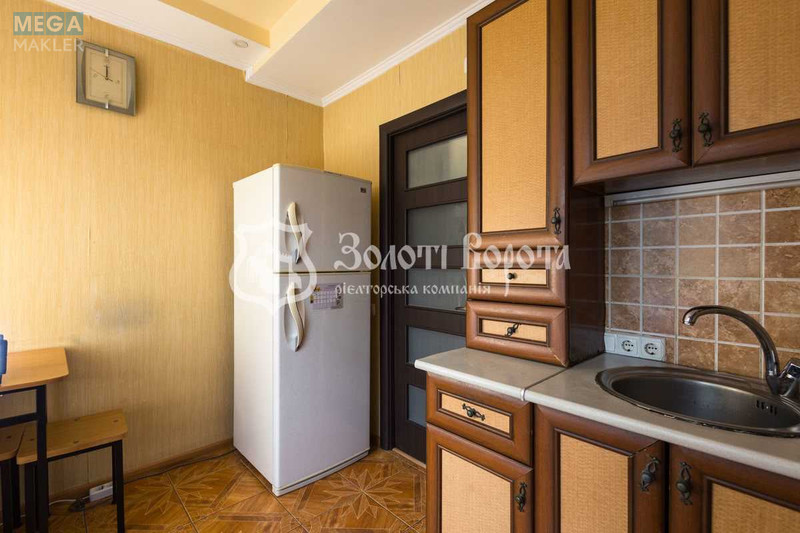 Продаж 1 кімнатної квартири (41,5/17,6/8,5), 1 пов. 18 пов. будинку, <a class="location-link" href="/kiev/" title="Недвижимость Київ">Київ</a>, <a class="location-link" href="/kiev/svyatoshinskij/" title="Недвижимость Святошинський район">Святошинський р-н</a>, Чорнобильська вул., 21 (изображение 3)