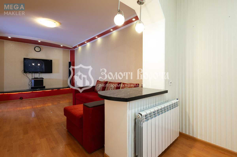 Продаж 1 кімнатної квартири (41,5/17,6/8,5), 1 пов. 18 пов. будинку, <a class="location-link" href="/kiev/" title="Недвижимость Київ">Київ</a>, <a class="location-link" href="/kiev/svyatoshinskij/" title="Недвижимость Святошинський район">Святошинський р-н</a>, Чорнобильська вул., 21 (изображение 8)