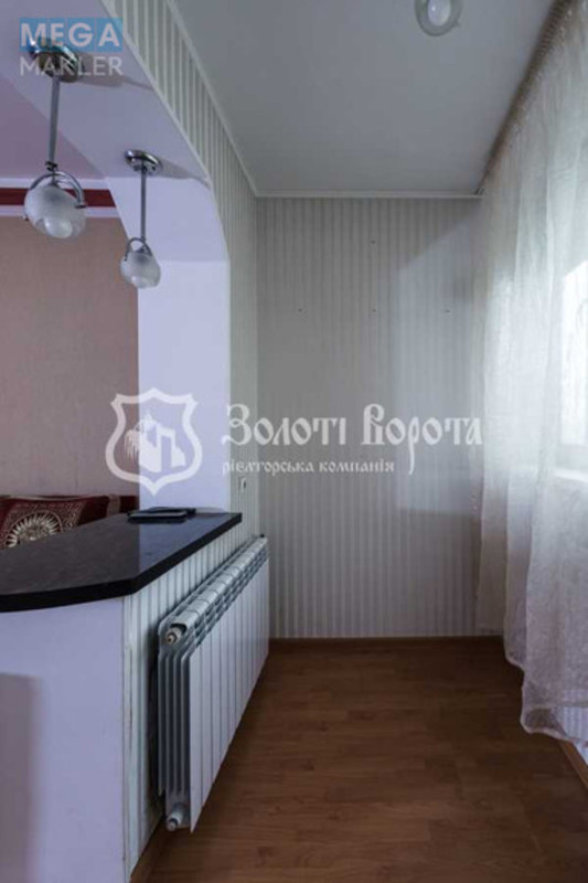 Продаж 1 кімнатної квартири (41,5/17,6/8,5), 1 пов. 18 пов. будинку, <a class="location-link" href="/kiev/" title="Недвижимость Київ">Київ</a>, <a class="location-link" href="/kiev/svyatoshinskij/" title="Недвижимость Святошинський район">Святошинський р-н</a>, Чорнобильська вул., 21 (изображение 12)
