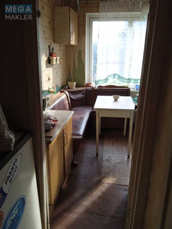 Продаж 3 кімнатної квартири (62/?/?), 4 пов. 9 пов. будинку, <a class="location-link" href="/kiev/" title="Недвижимость Київ">Київ</a>, <a class="location-link" href="/kiev/svyatoshinskij/" title="Недвижимость Святошинський район">Святошинський р-н</a>, Гната Юры ул., 8 (изображение 8)