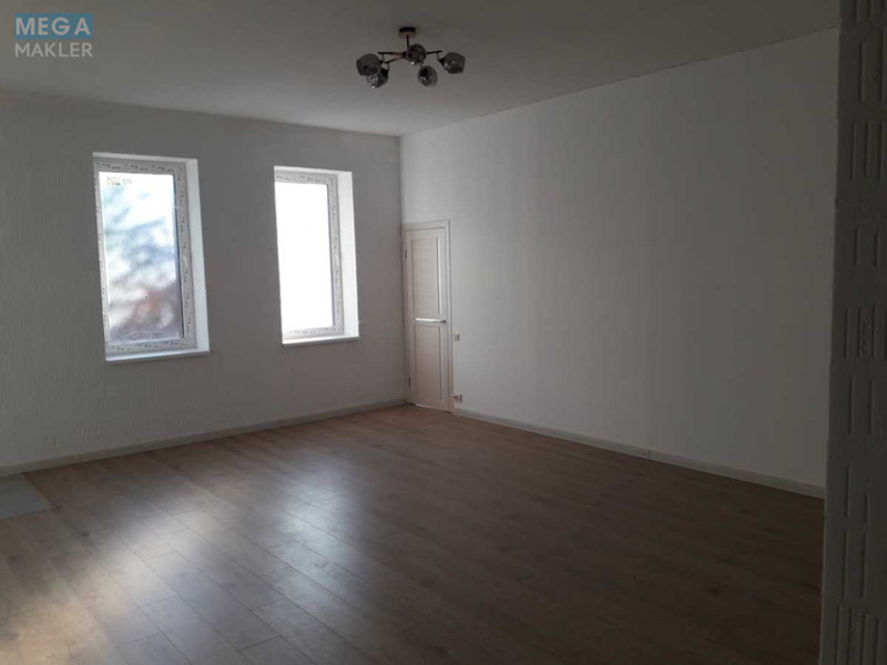 Продаж дома, 1 поверх, 210 кв.м, 5 кімнат, ділянка 4 сотки, <a class="location-link" href="/sofievskaya-borshagovka/" title="Недвижимость Софіївська Борщагівка">Софіївська Борщагівка</a>, парнікова (изображение 6)