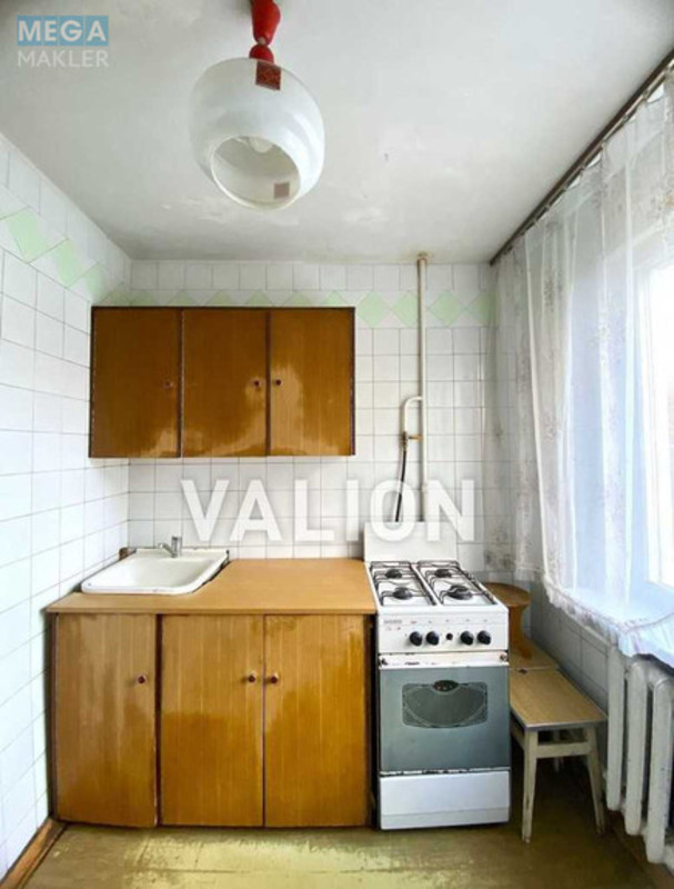 Продаж 2 кімнатної квартири (44/28/6), 4 пов. 5 пов. будинку, <a class="location-link" href="/kiev/" title="Недвижимость Київ">Київ</a>, <a class="location-link" href="/kiev/solomenskij/" title="Недвижимость Солом'янський район">Солом'янський р-н</a>, Метростроевская ул., 3 (изображение 3)