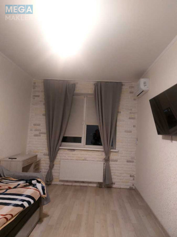 Оренда 1 кімнатної квартири, <a class="location-link" href="/kiev/" title="Недвижимость Київ">Київ</a>, <a class="location-link" href="/kiev/svyatoshinskij/" title="Недвижимость Святошинський район">Святошинський р-н</a>, Кольцова бульв., 8 (изображение 5)