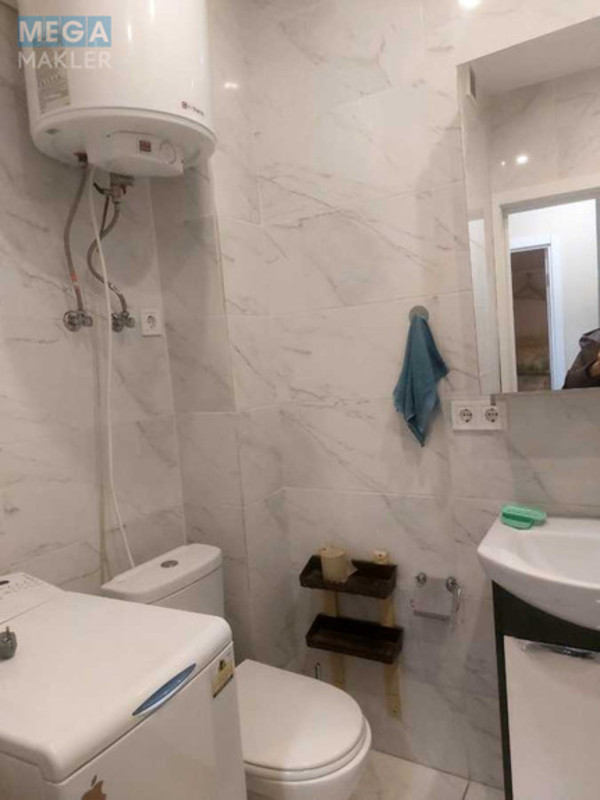 Оренда 1 кімнатної квартири, <a class="location-link" href="/kiev/" title="Недвижимость Київ">Київ</a>, <a class="location-link" href="/kiev/svyatoshinskij/" title="Недвижимость Святошинський район">Святошинський р-н</a>, Кольцова бульв., 8 (изображение 10)