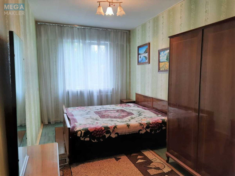 Оренда 2 кімнатної квартири, <a class="location-link" href="/kiev/" title="Недвижимость Київ">Київ</a>, <a class="location-link" href="/kiev/svyatoshinskij/" title="Недвижимость Святошинський район">Святошинський р-н</a>, Академіка Корольова вул., 1А (изображение 3)
