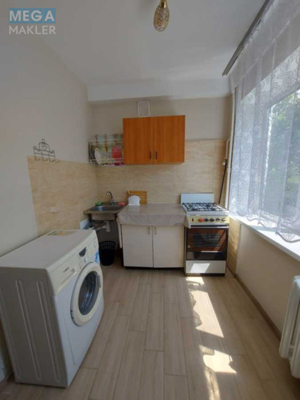 Оренда 1 кімнатної квартири, <a class="location-link" href="/kiev/" title="Недвижимость Київ">Київ</a>, <a class="location-link" href="/kiev/desnyanskij/" title="Недвижимость Деснянський район">Деснянський р-н</a>, Миколи Матеюка вул., 5 (изображение 3)
