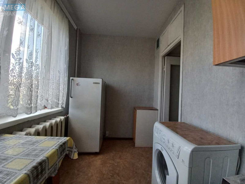 Оренда 1 кімнатної квартири, <a class="location-link" href="/kiev/" title="Недвижимость Київ">Київ</a>, <a class="location-link" href="/kiev/solomenskij/" title="Недвижимость Солом'янський район">Солом'янський р-н</a>, Сімї Ідзиковських вул., 4 (изображение 4)