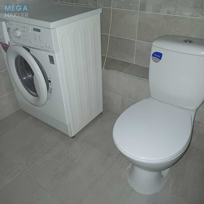 Оренда 2 кімнатної квартири, <a class="location-link" href="/kiev/" title="Недвижимость Київ">Київ</a>, <a class="location-link" href="/kiev/darnickij/" title="Недвижимость Дарницький район">Дарницький р-н</a>, Бориса Гмирі вул., 20 (изображение 9)
