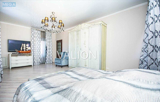 Продаж дома, 3&nbsp;поверху, 533&nbsp;кв.м, 6&nbsp;кімнат, ділянка 50&nbsp;соток, <a class="location-link" href="/vishenki-selo-kv/" title="Недвижимость Вишеньки">Вишеньки</a>, ожинна, 13б (изображение 15)